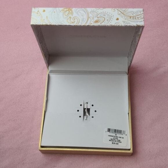 Charter Club Letter b Initial Pin - Picture 3 of 5